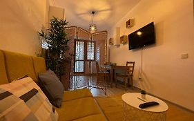 Apartment Near Palas Mall