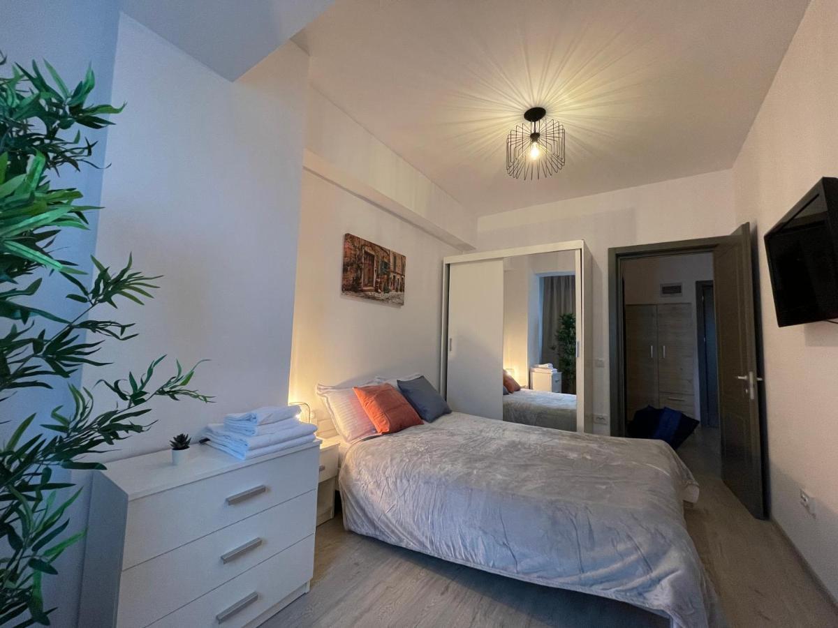 Apartment Near Palas Mall Iasi Exterior foto