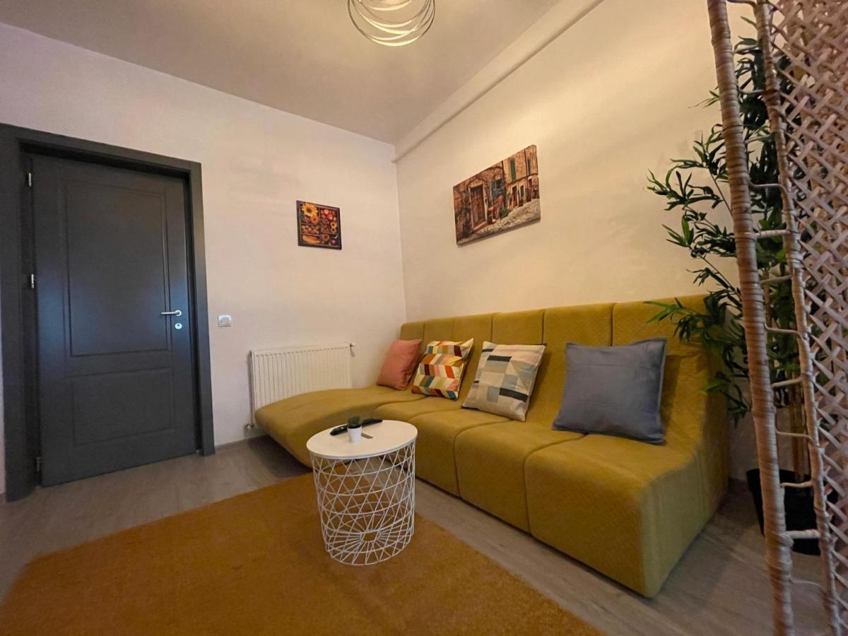 Apartment Near Palas Mall Iasi Exterior foto